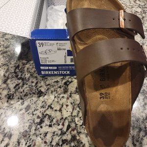 Brand new Birkentsock Dark Brown Arizona Sandal - Adult Size: 39 Reg